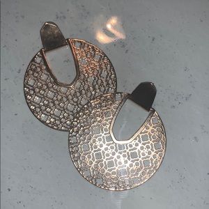 Rose Gold Kendra Scott Earrings